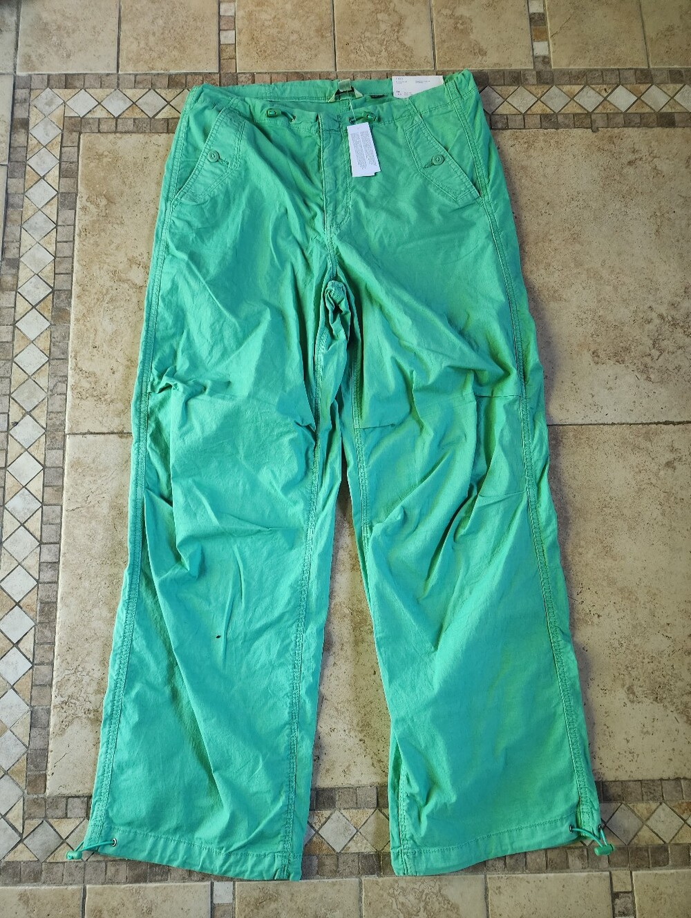 American Eagle Parachute Mint Green Cargo Pants - Relaxed Utility Style